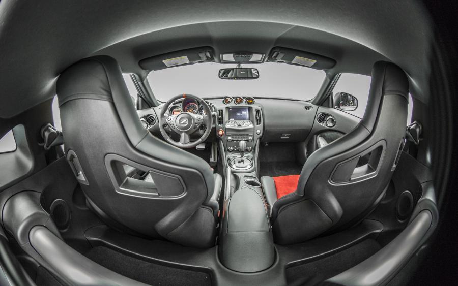  Nissan 370Z Nismo 2015 года  (US) (фото 55 из 62)